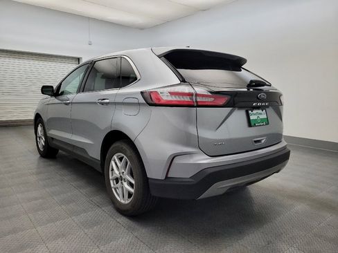Used 2024 Ford Edge SEL image 5