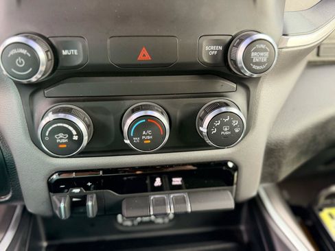 Used 2022 RAM 1500 Lone Star RWD image 30