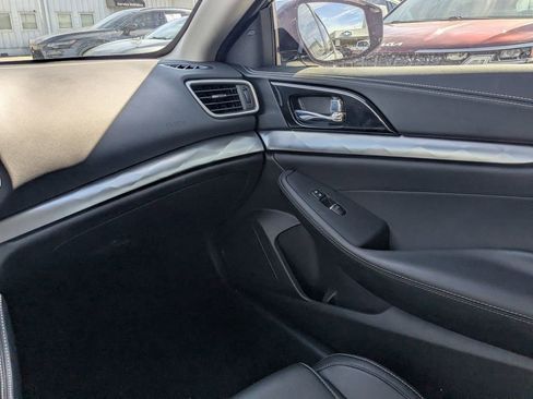 Used 2023 Nissan Maxima SV w/ Floor Mat Group image 15