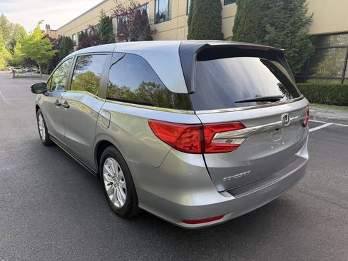 Used 2019 Honda Odyssey LX image 9