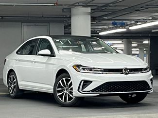 New 2026 Volkswagen Jetta SE video 2