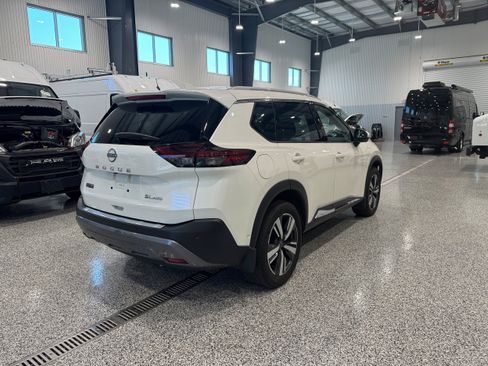 Used 2023 Nissan Rogue SL w/ SL Premium Package AWD/4WD image 5