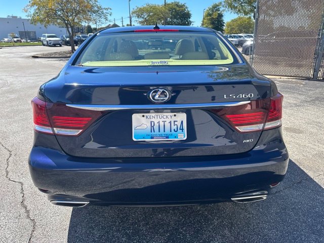 Used 2013 Lexus LS 460 AWD w/ Comfort Pkg image 4