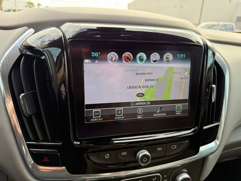 Used 2018 Chevrolet Traverse LT image 33
