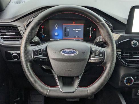 Used 2025 Ford Escape ST-Line image 24