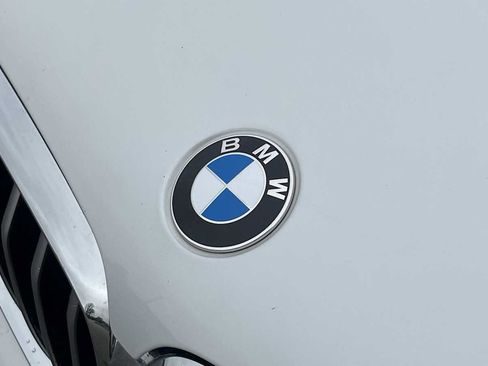 Used 2023 BMW X5 xDrive40i w/ Premium Package AWD/4WD image 23