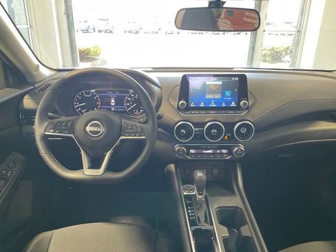 Used 2025 Nissan Sentra SV w/ All-Weather Package FWD image 18