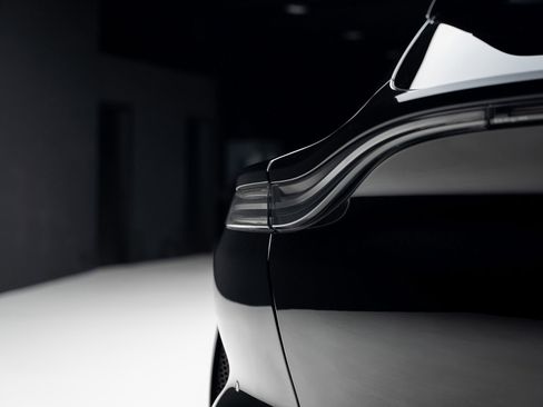 Used 2023 Aston Martin DBX 707 image 28