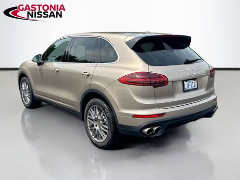 Used 2018 Porsche Cayenne S w/ Premium Package Plus AWD/4WD image 6