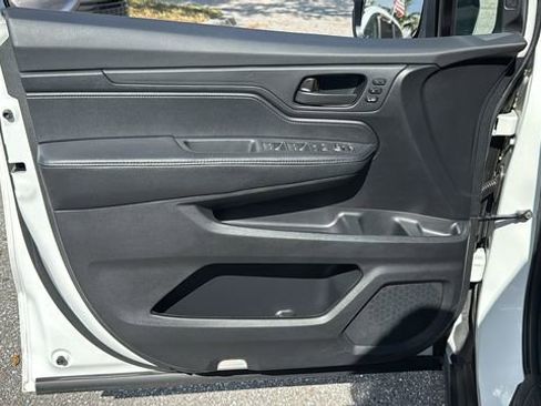 Used 2024 Honda Odyssey EX-L image 17
