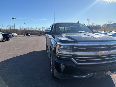 Used 2018 Chevrolet Silverado 1500 High Country image 7