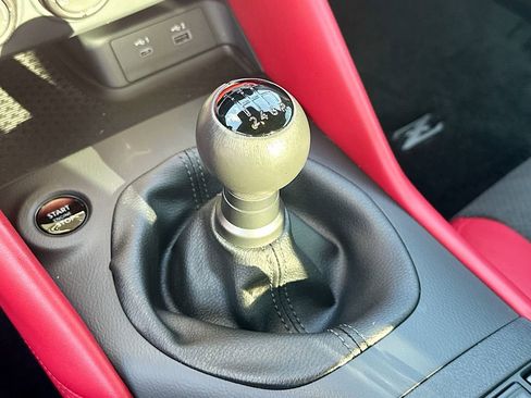 Used 2023 Nissan Z Performance w/ Floor Mat Package (L93) image 19