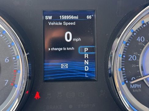 Used 2013 Chrysler 300 image 15