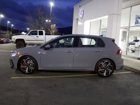 New 2026 Volkswagen GTI SE image 8