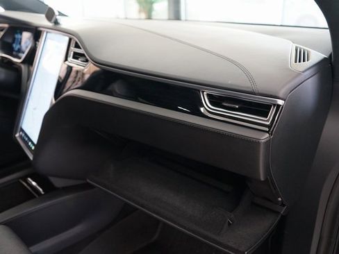 Used 2017 Tesla Model X 75D image 46