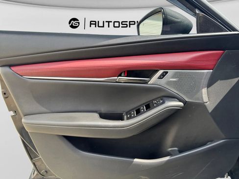 Used 2022 MAZDA MAZDA3 s image 14