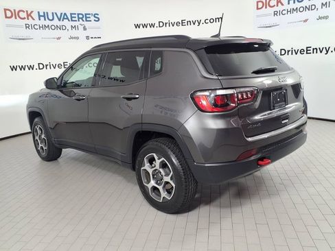 Used 2022 Jeep Compass Trailhawk AWD/4WD image 6