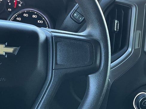 Used 2023 Chevrolet Silverado 1500 Custom image 15