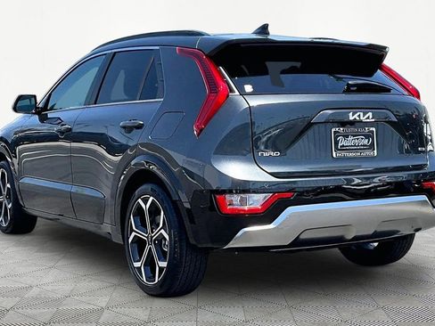 Used 2025 Kia Niro EX Touring FWD image 7