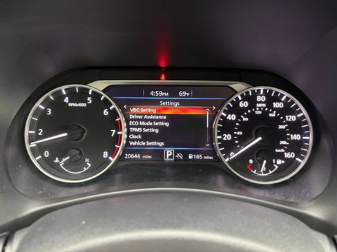 Used 2025 Nissan Sentra SV FWD image 33