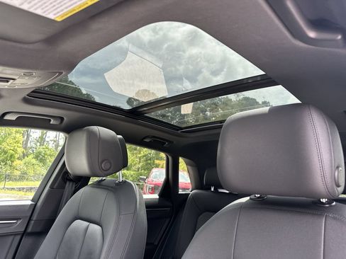 Used 2020 Audi Q3 2.0T Premium Plus AWD/4WD image 19