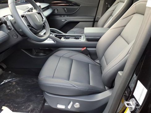 New 2026 Lincoln Nautilus Premier w/ Equipment Group 102A image 11