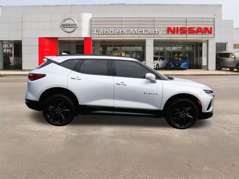 Used 2019 Chevrolet Blazer RS w/ Sun and Wheels Package image 2