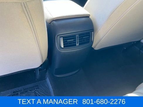 Used 2018 Honda CR-V LX image 16
