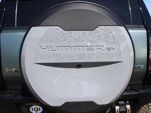 Used 2024 GMC Hummer EV 3X w/ Extreme Off-Road Package image 8