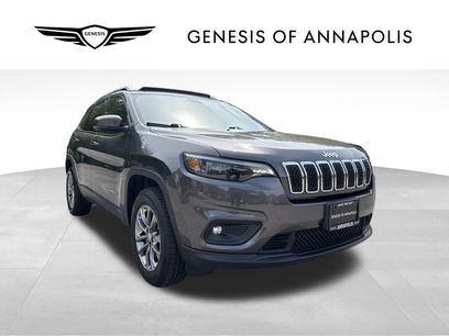 Used 2019 Jeep Cherokee Latitude Plus w/ Comfort/Convenience Group
