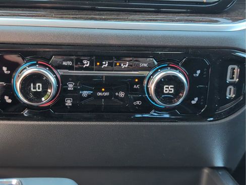 New 2026 GMC Sierra 1500 Elevation image 21