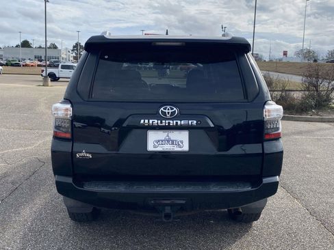 Used 2016 Toyota 4Runner 2WD image 6