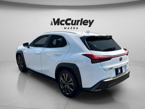 Used 2019 Lexus UX 200 F Sport w/ F Sport Premium Package FWD image 5