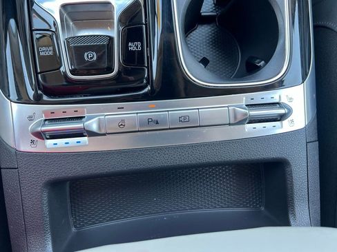 Used 2024 Kia Carnival SX Prestige FWD image 37