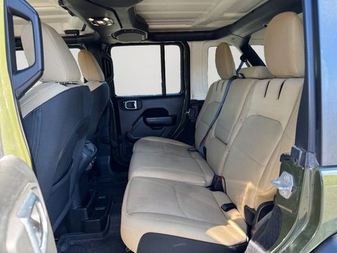 Used 2023 Jeep Wrangler Unlimited w/ Cold Weather Group image 15