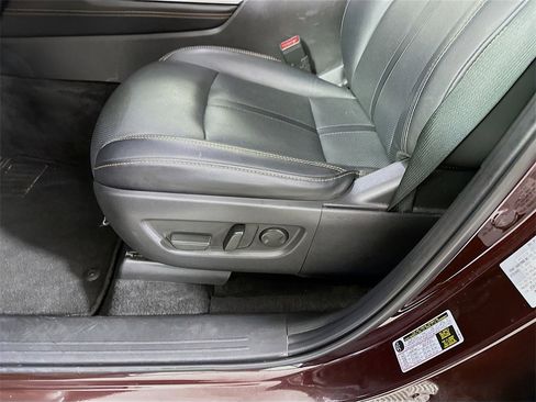 Used 2024 MAZDA CX-90 3.3 Turbo w/ Premium Package image 9