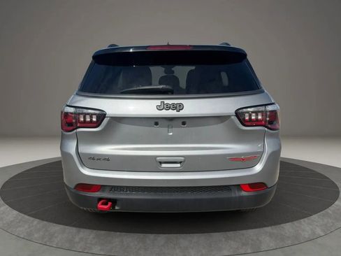 Used 2019 Jeep Compass Trailhawk AWD/4WD image 6