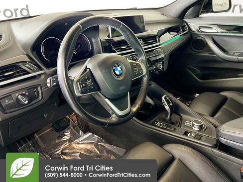 Used 2020 BMW X2 sDrive28i w/ Convenience Package image 3