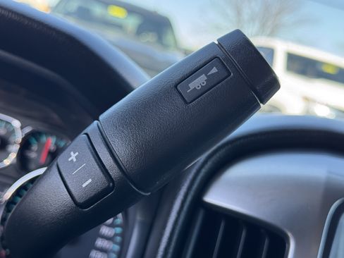 Used 2017 Chevrolet Silverado 1500 LT w/ All Star Edition image 30