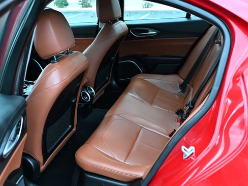 Used 2019 Alfa Romeo Giulia AWD w/ Cold Weather Package image 34