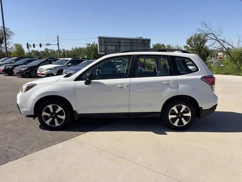 Used 2018 Subaru Forester 2.5i w/ Alloy Wheel Package AWD/4WD image 5