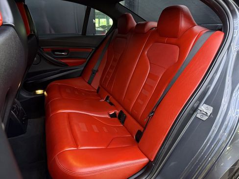 Used 2018 BMW M3 RWD image 19