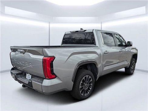 Used 2024 Toyota Tundra Limited image 3
