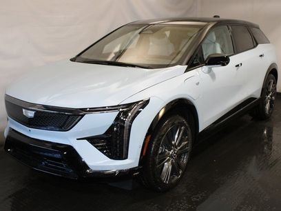 New 2025 Cadillac Optiq Sport 2