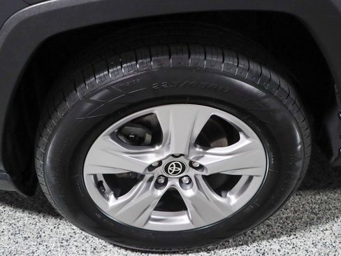 Used 2023 Toyota RAV4 XLE w/ Convenience Package FWD image 11