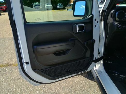 Used 2021 Jeep Wrangler Unlimited Sport AWD/4WD image 21