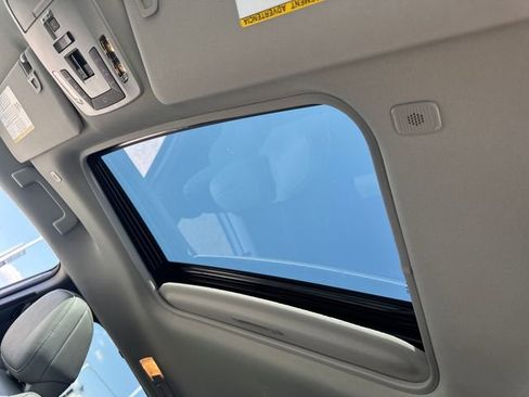 New 2026 Toyota Sienna XLE FWD image 17