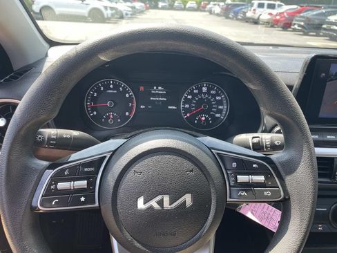 Used 2024 Kia Forte LXS w/ LXS Technology Package FWD image 23