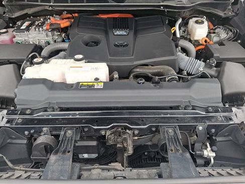 Used 2022 Toyota Tundra Capstone AWD/4WD image 28
