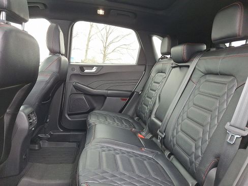 Certified 2023 Ford Escape ST-Line Elite w/ Premium Technology Package image 10